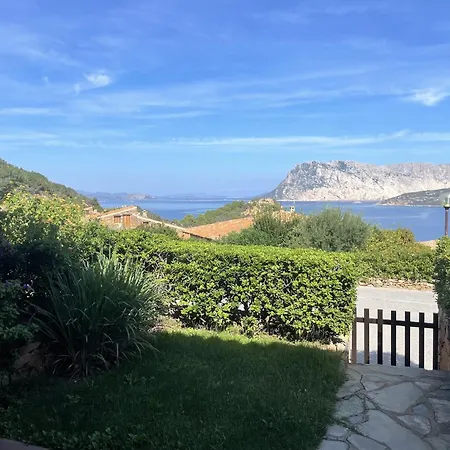 Punta Est Giardino E Vista Mare